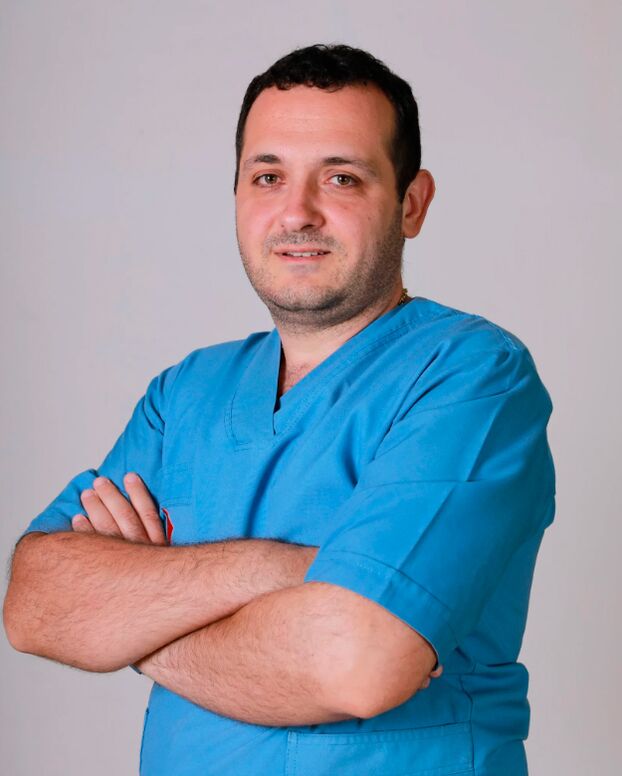 Γιατρός Διδακτορικός Burak Louka